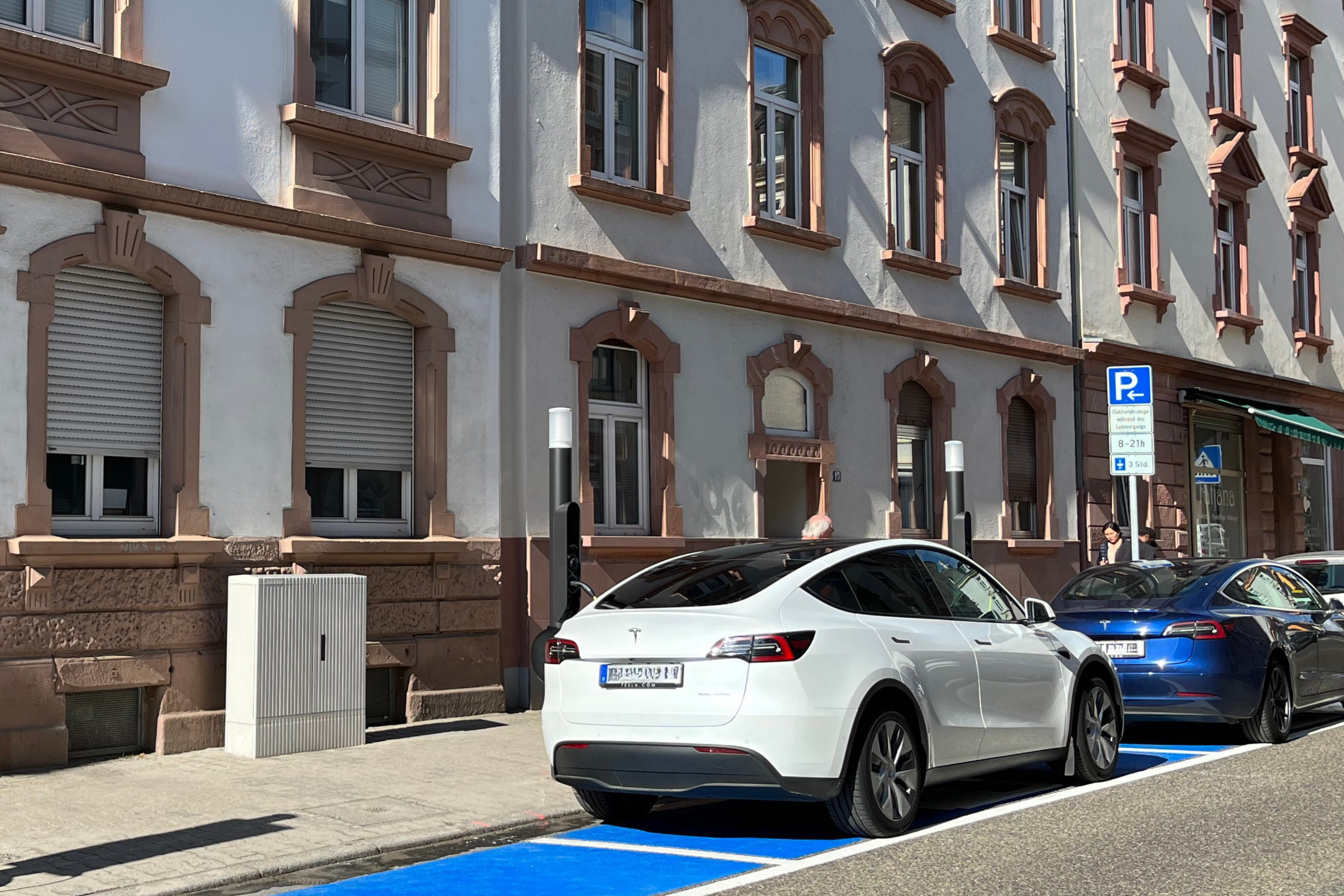 Frankfurt Charging Station Qwello_